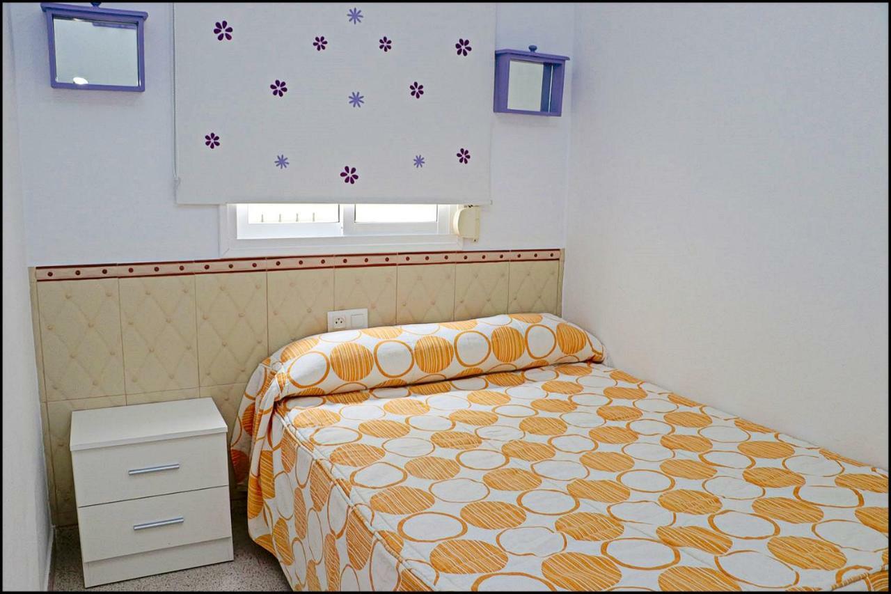 קוניל דה לה פרונטרה Apartamento Central Cerca De La Playa מראה חיצוני תמונה