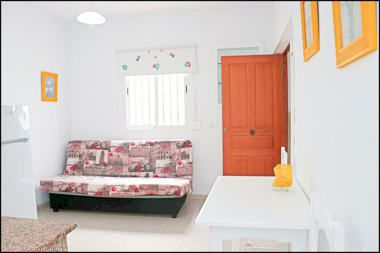 קוניל דה לה פרונטרה Apartamento Central Cerca De La Playa מראה חיצוני תמונה